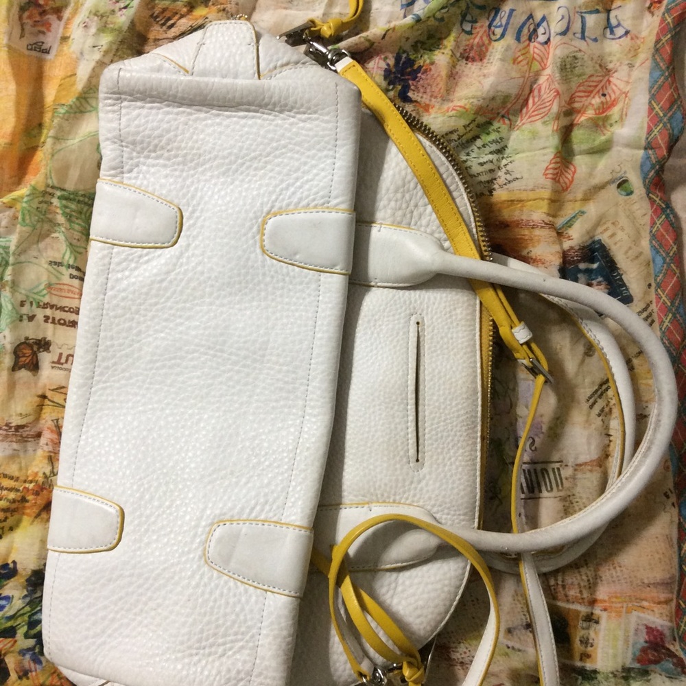 Coach purse - Picture 3 of 3